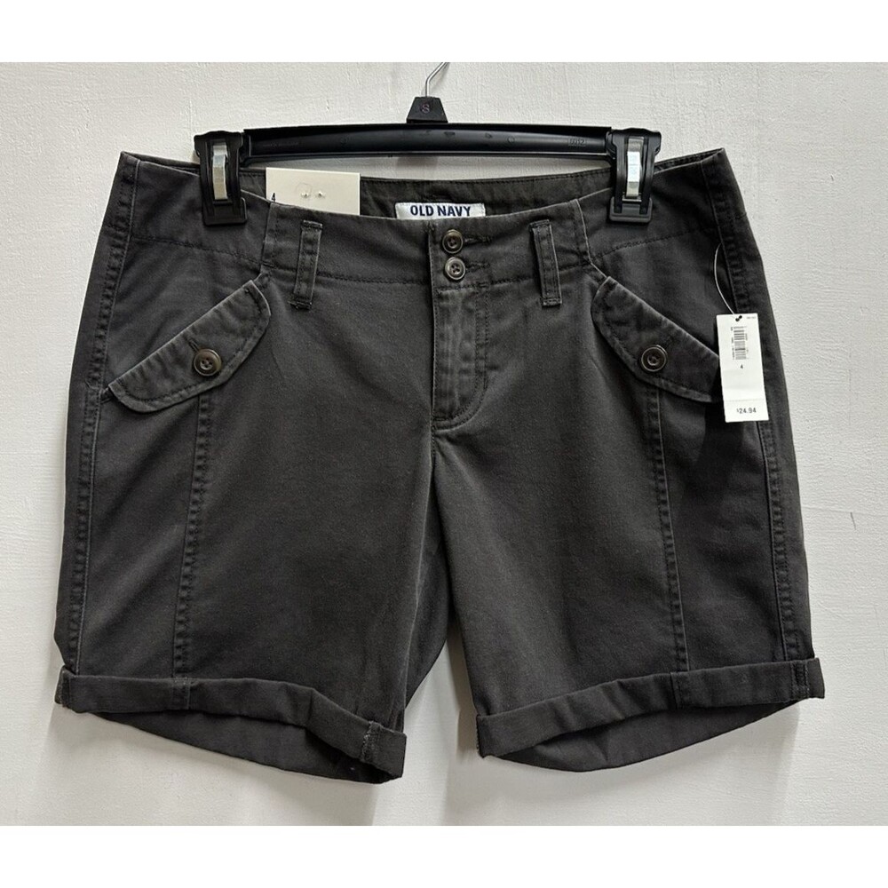 OLD NAVY Diva women size 4 black jeans denim buttons shorts with pockets